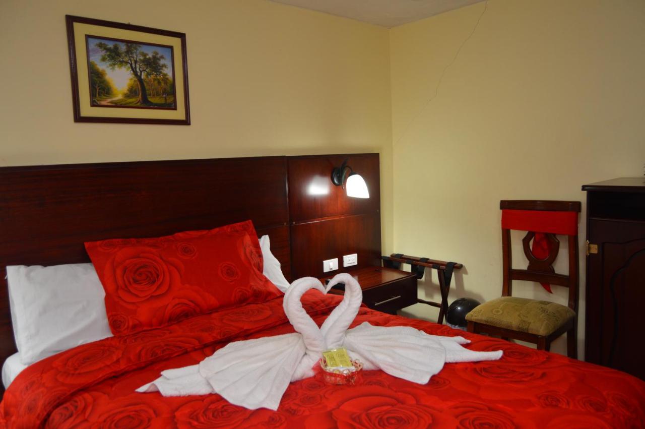 Balcones Del Rio Hotel Latacunga Dış mekan fotoğraf