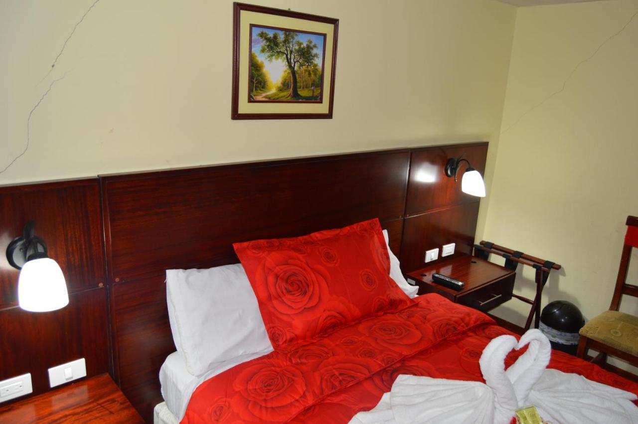 Balcones Del Rio Hotel Latacunga Dış mekan fotoğraf
